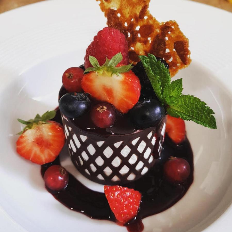 Logis Hotel Restaurant Le Moulin De La Coudre Venoy Экстерьер фото