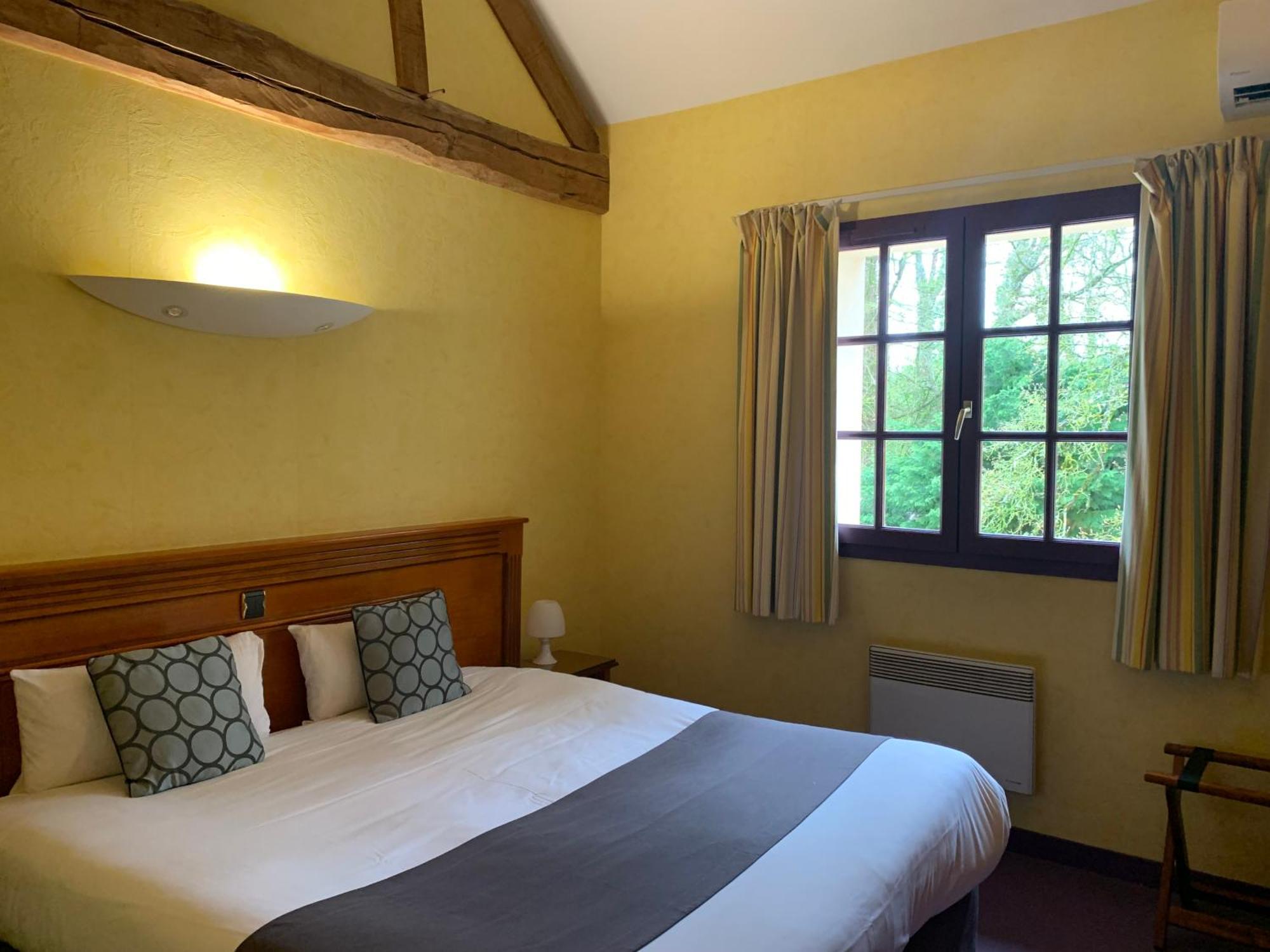 Logis Hotel Restaurant Le Moulin De La Coudre Venoy Экстерьер фото