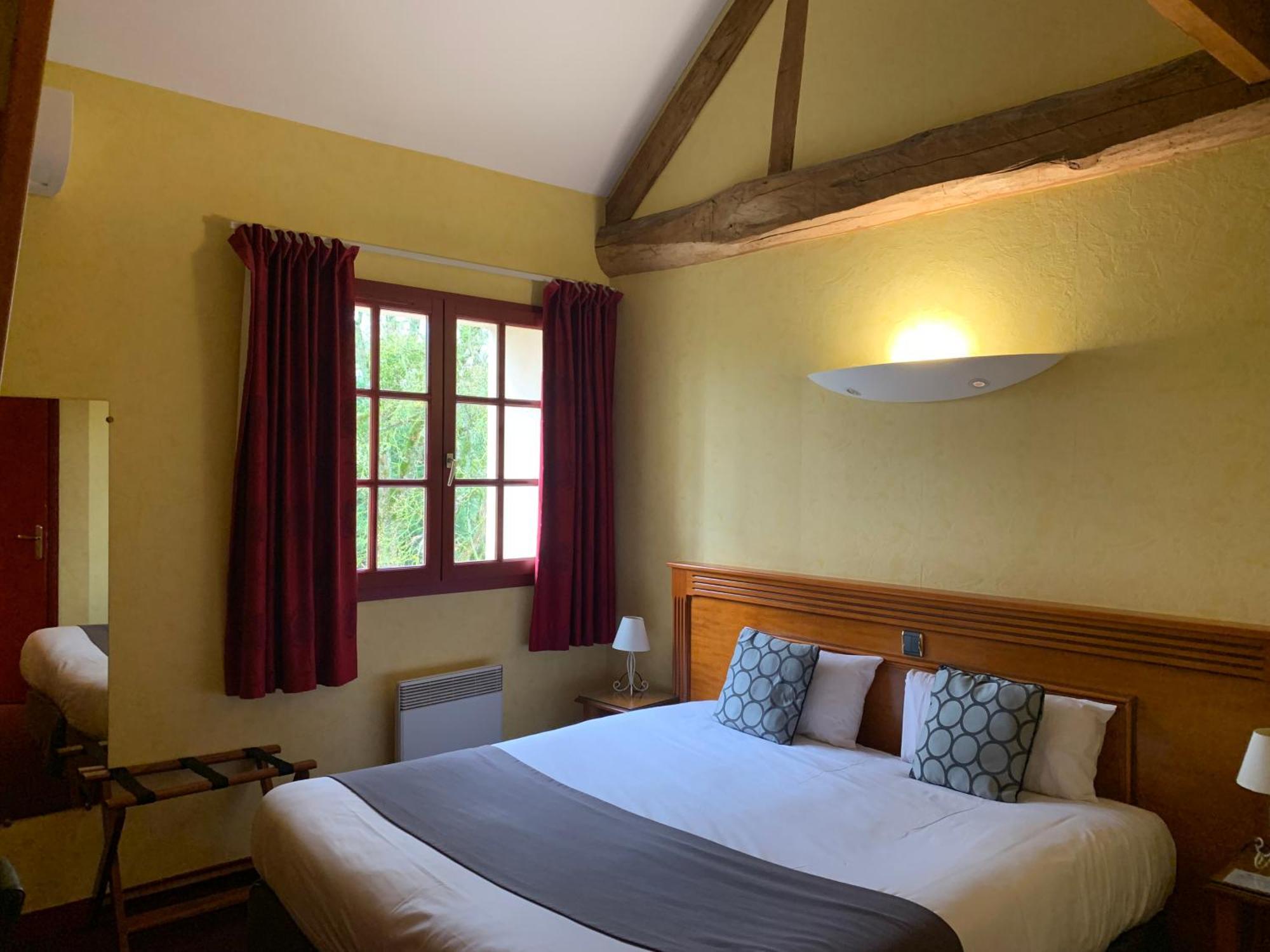 Logis Hotel Restaurant Le Moulin De La Coudre Venoy Экстерьер фото