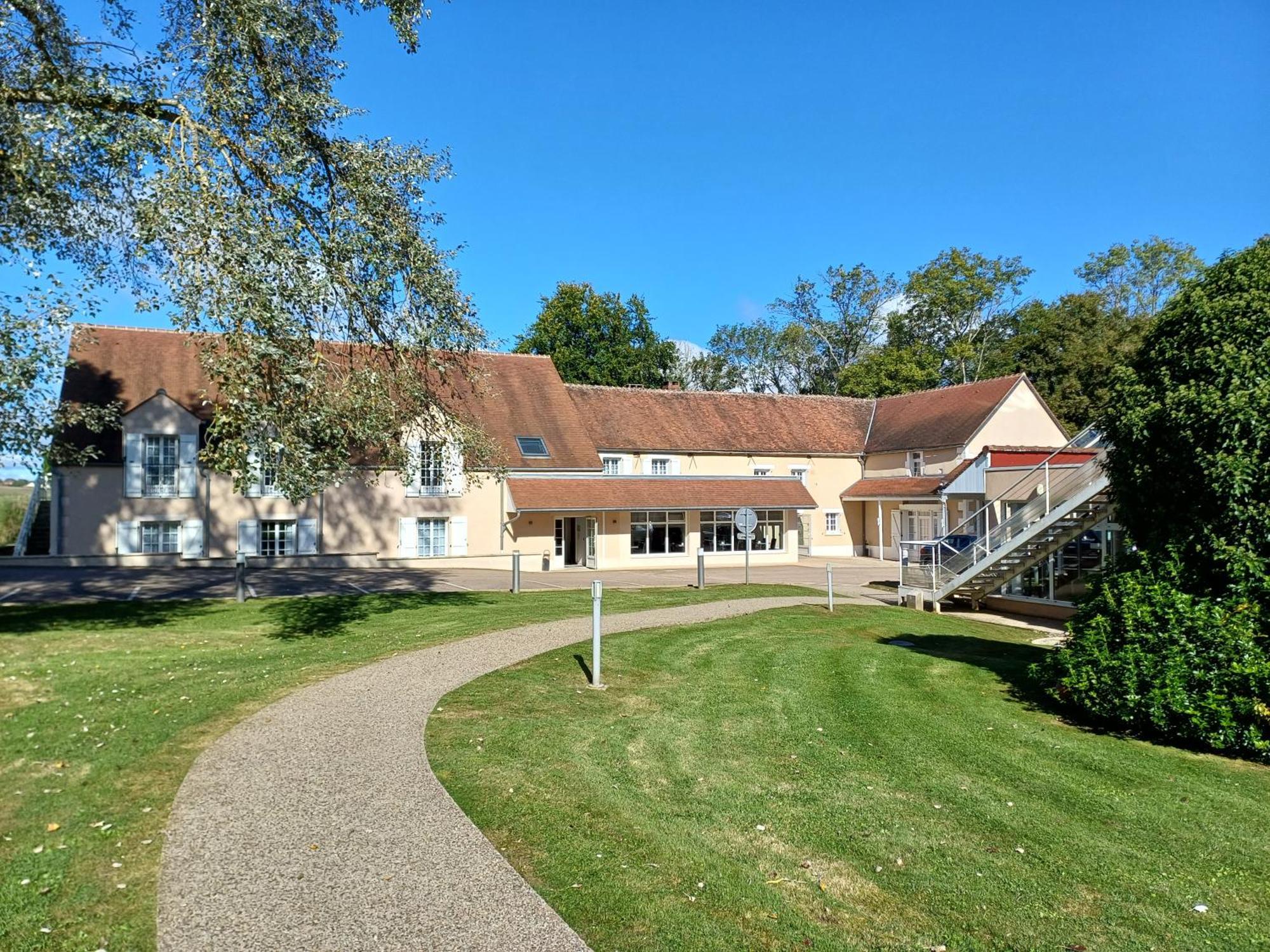 Logis Hotel Restaurant Le Moulin De La Coudre Venoy Экстерьер фото